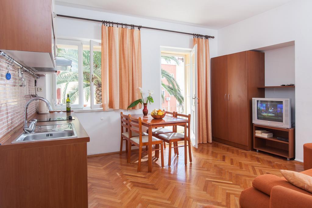 Apartments Potts Point Μακάρσκα Δωμάτιο φωτογραφία